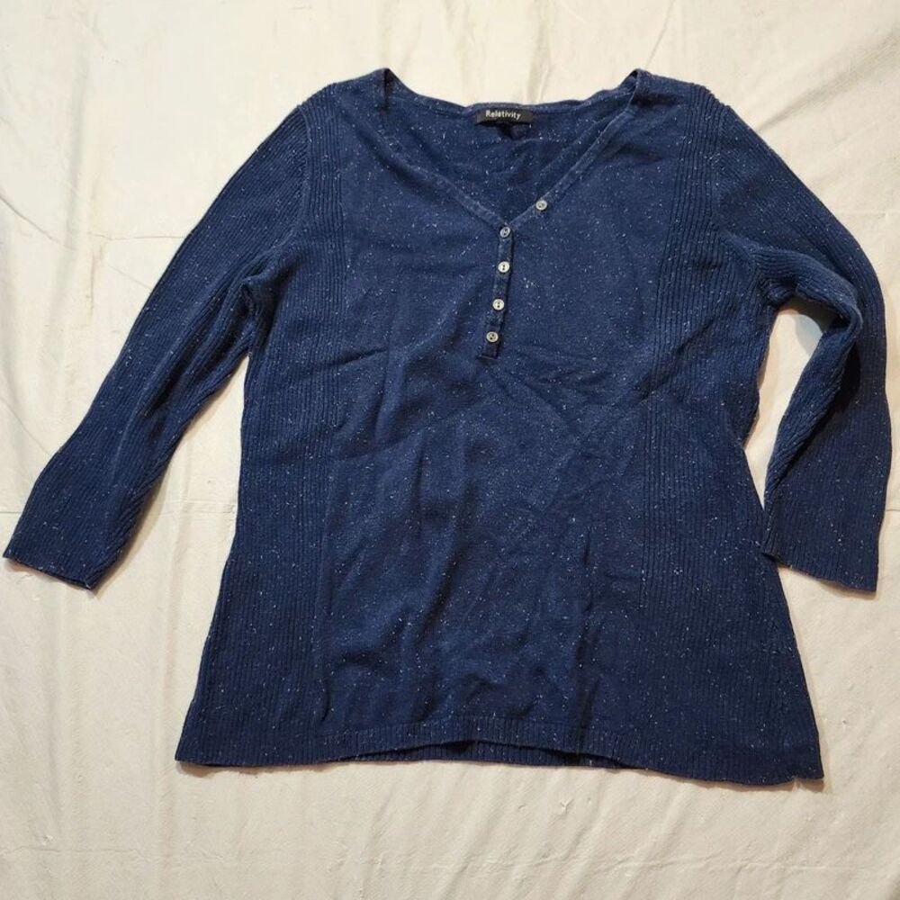 Relativity size XL - Picture 1 of 5